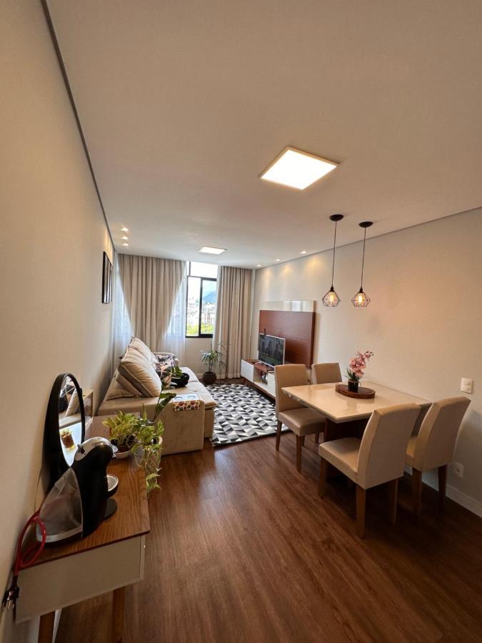 Apartment Familiar No Centro Em