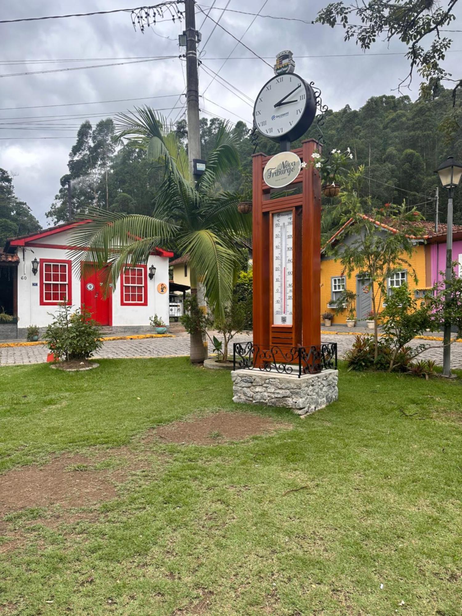 Familiar No Centro Em * Nova Friburgo